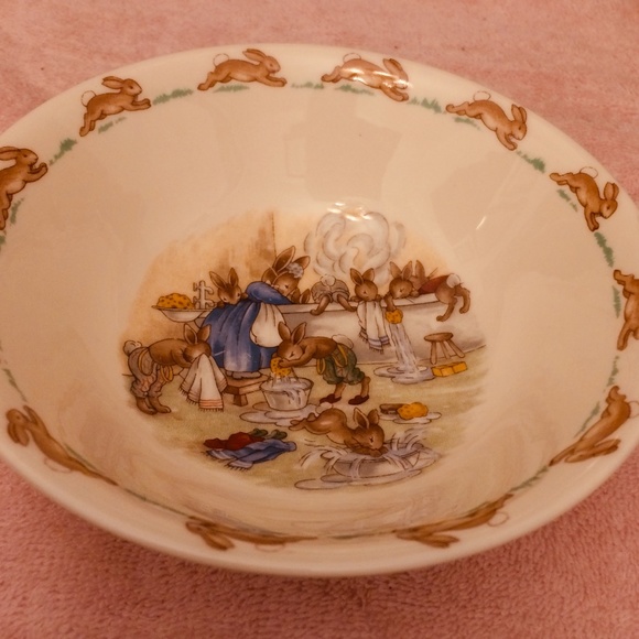 FIRM: NEW Vintage, BUNNYKINS, children's serving set never used - Picture 6 of 10